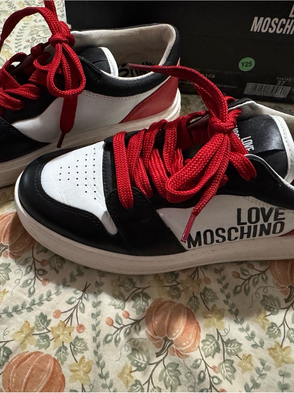 Love Moschino Women’s Sneakers Size EU 37 Black White Red Leather Low Top